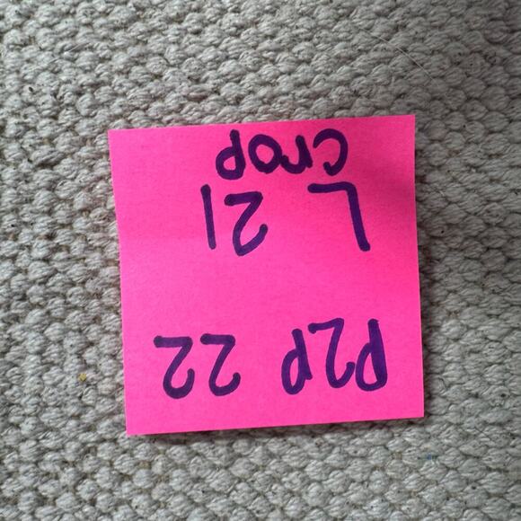 Tahari Women L 100% Linen Top Black White Leaf Button Up Crop Tropical Beach - Picture 3 of 6